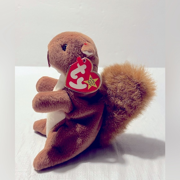 Nuts The Squirrel TY Beanie Baby 1996 - Picture 5 of 11